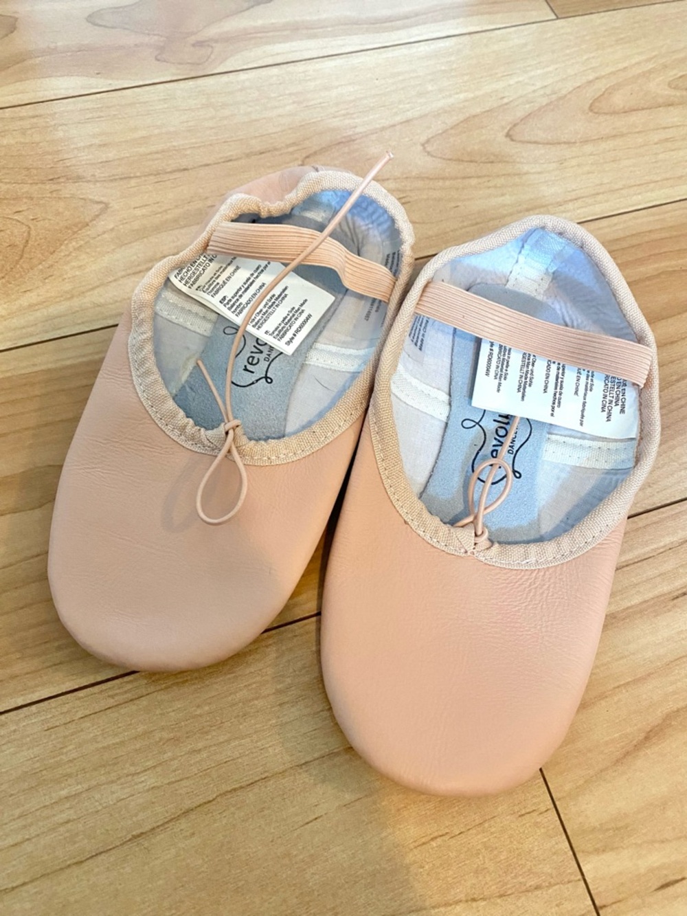Revolution Kids Ballet Shoes size 3.0 M